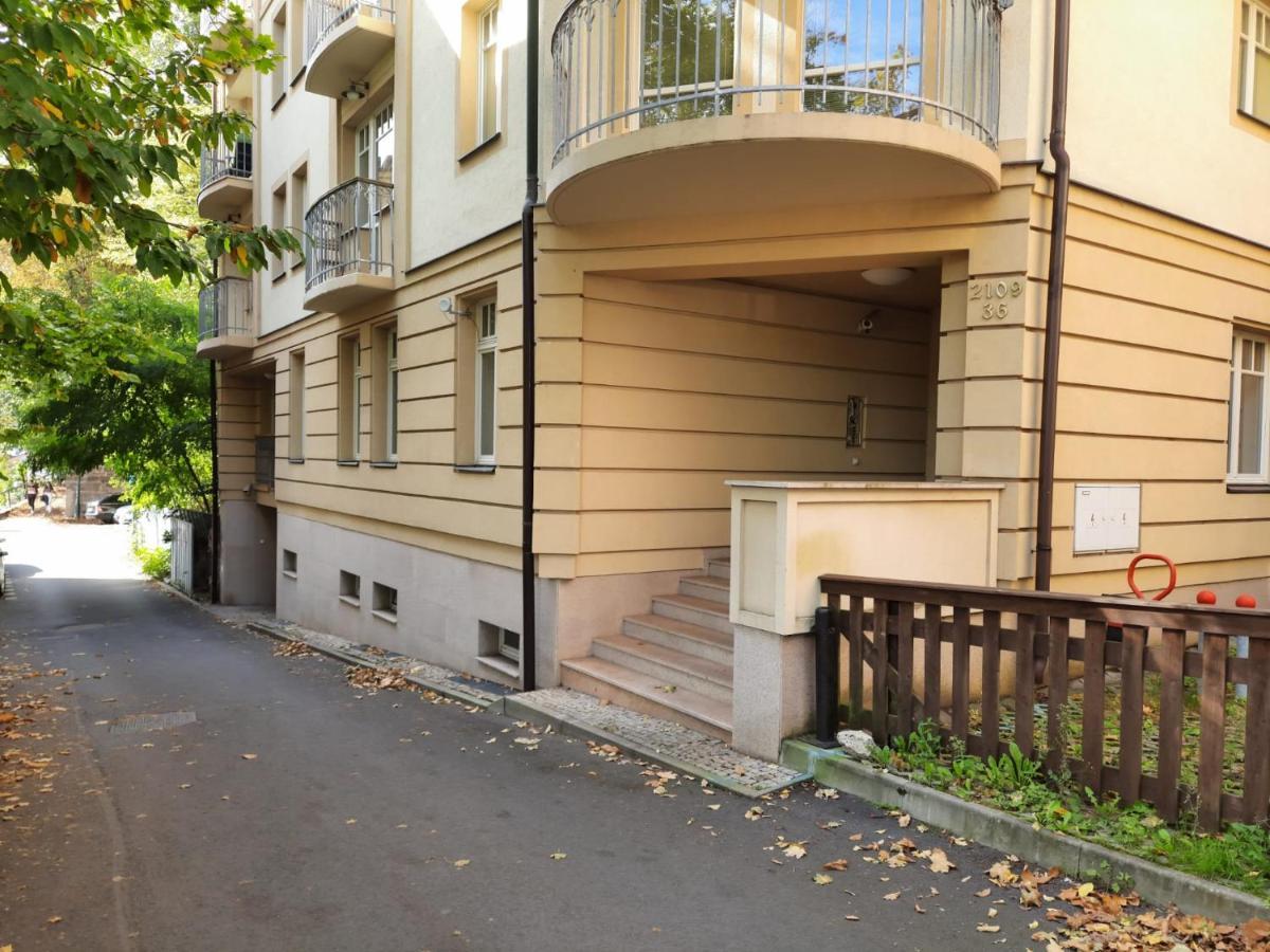 Apartman Nad Kolonadou Karlsbad Buitenkant foto